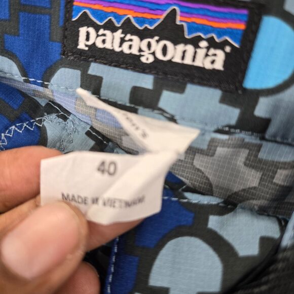 Patagonia Board Shorts Men's Geometric Blue Side Zip Pocket Lightweight Size 40 - Picture 7 of 13